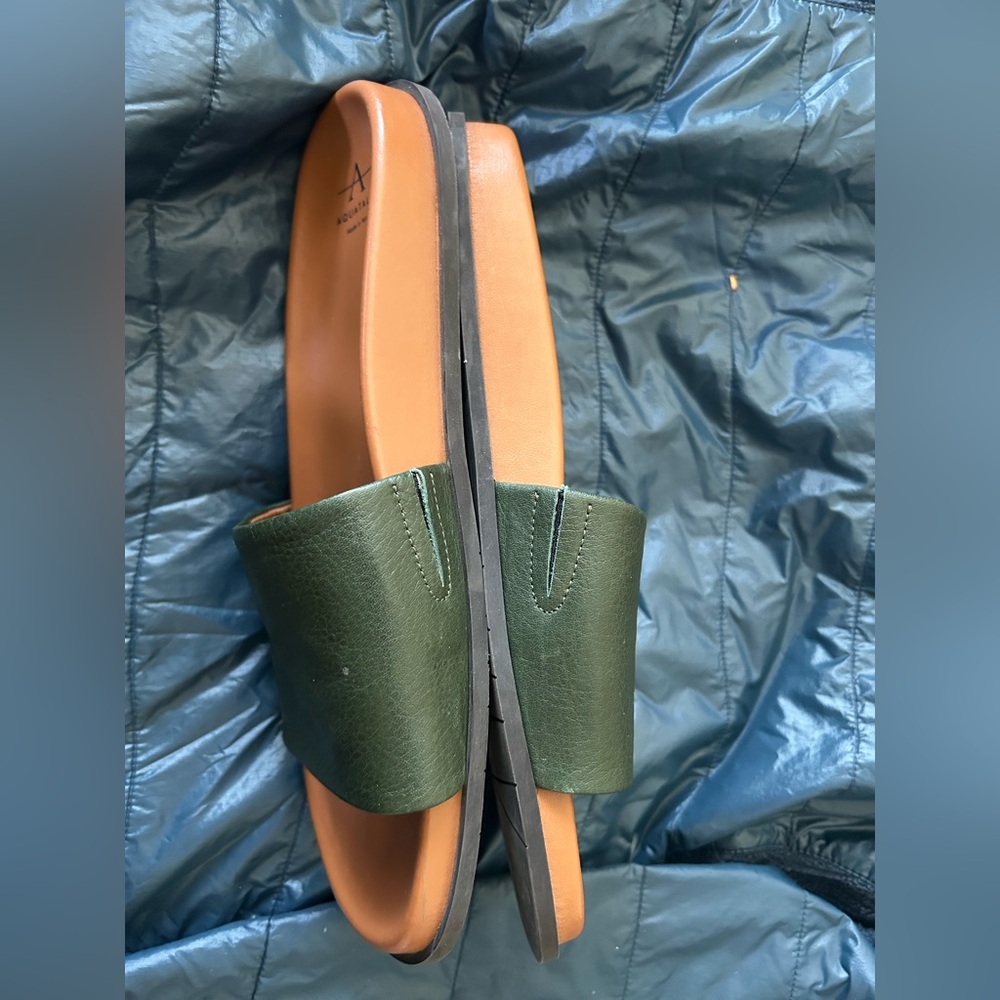 Aquatalia Leather Slide Sandals In A Dark Green And Tan, Size 8 1/2 - Picture 3 of 8